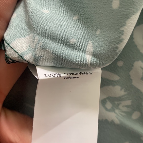 NWT Green flower print wrap dress - Picture 3 of 7